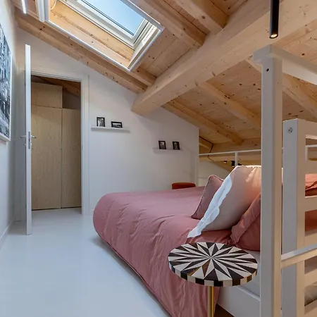 Appartement Guesthost - Bright With Patio & Parking Ferrare
